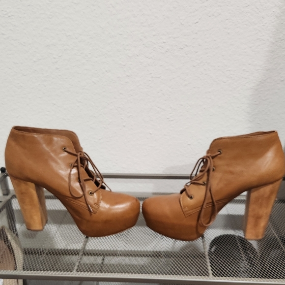 Platform Booties - Picture 6 of 11